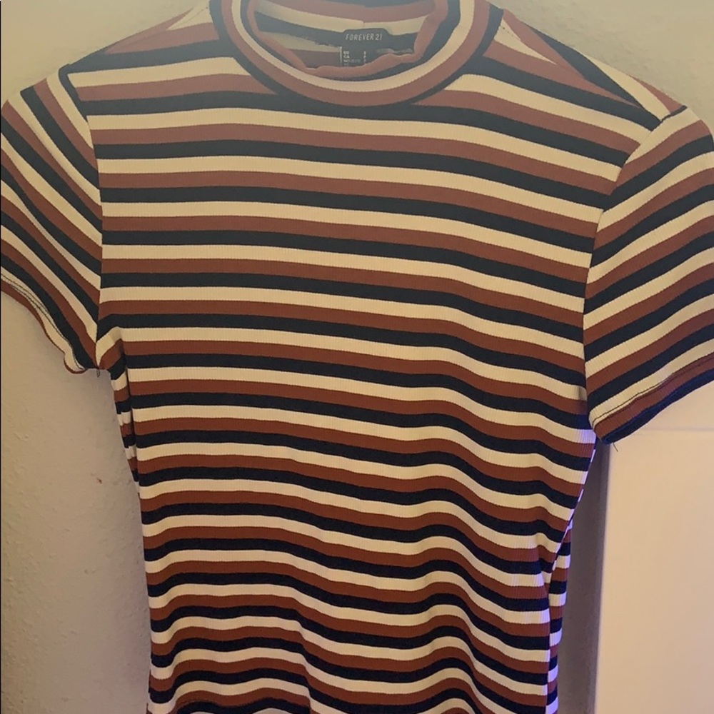 Tee shirt